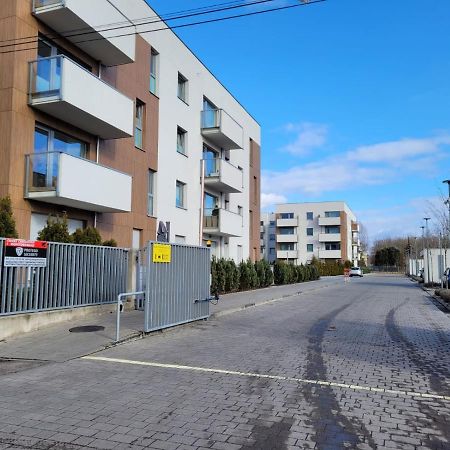 16 Apartamenty Ptak Szpital Matki Polki Szpital Kopernika Mandoria Orientarium Atlas Arena Plac Zabaw - Zamojska 20A M16 Parking Łódź Eksteriør billede