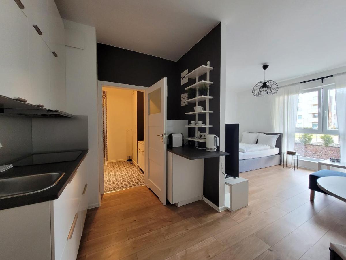 16 Apartamenty Ptak Szpital Matki Polki Szpital Kopernika Mandoria Orientarium Atlas Arena Plac Zabaw - Zamojska 20A M16 Parking Łódź Eksteriør billede