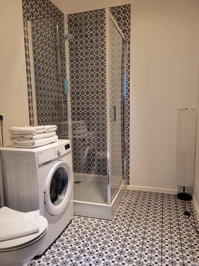 16 Apartamenty Ptak Szpital Matki Polki Szpital Kopernika Mandoria Orientarium Atlas Arena Plac Zabaw - Zamojska 20A M16 Parking Łódź Eksteriør billede